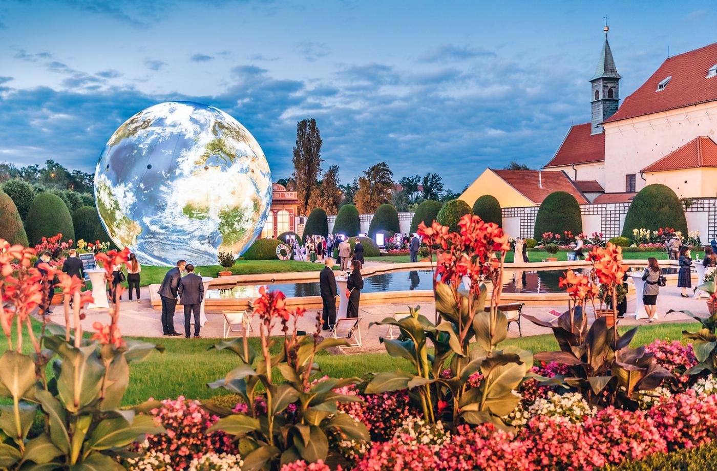 V rámci vyhlášení Cen SDGs se v Praze otevřou zahrady Černínského paláce. Na programu budou Hry za lepší svět i autorské čtení Báry Nesvadbové