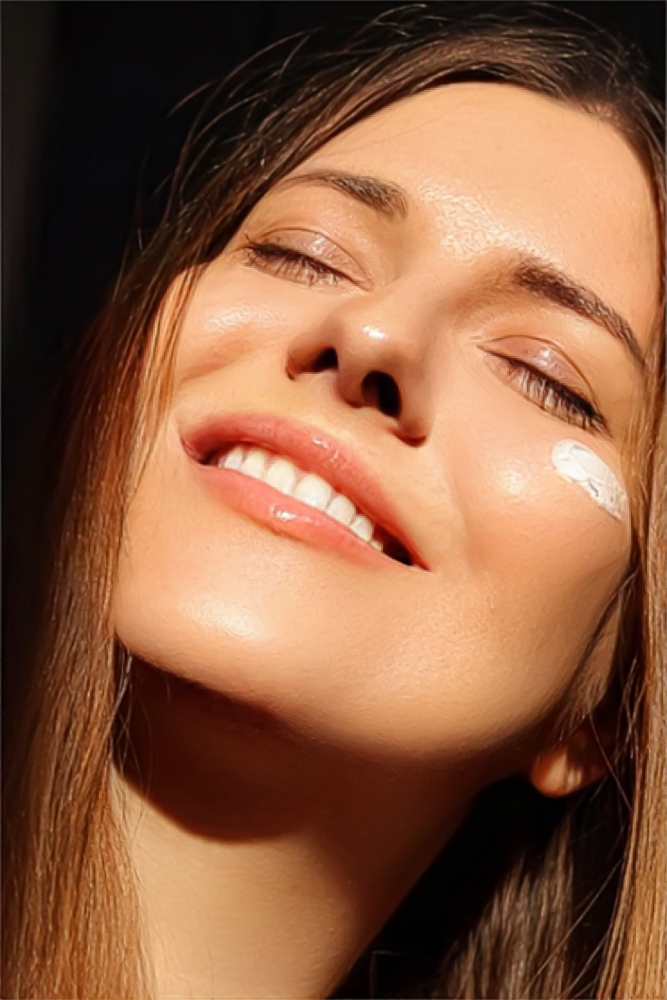 Beauty,,Suntan,Spf,And,Skincare,Cosmetics,Model,Face,Portrait,,Woman