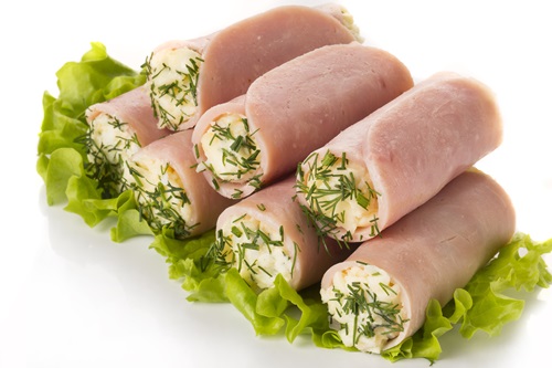 Ham,Wrap,With,Cheese,And,Greens