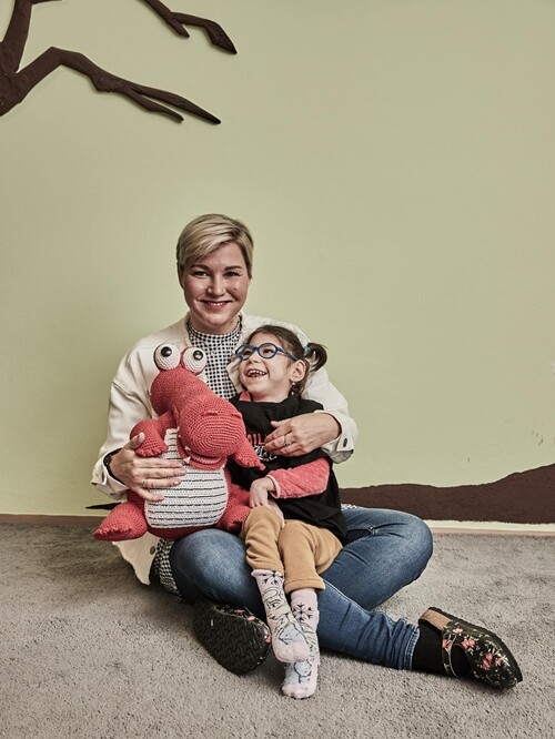 Dagmar Herrmannova_Smiling Crocodile(1)
