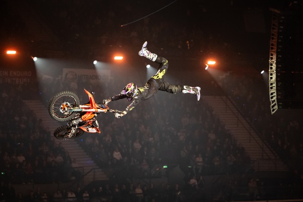 MOD25_VIENNA_SHOW1_FlapPhotography_Petr_Pilat_U5A9289_MR
