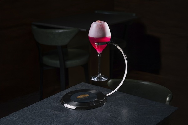 mandarin oriental prague_pink bubble coctail