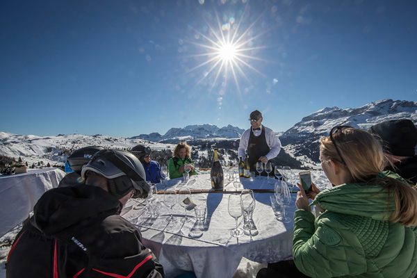 Alta Badia_Sommelier on the slopes ©Freddy Planinschek (1)