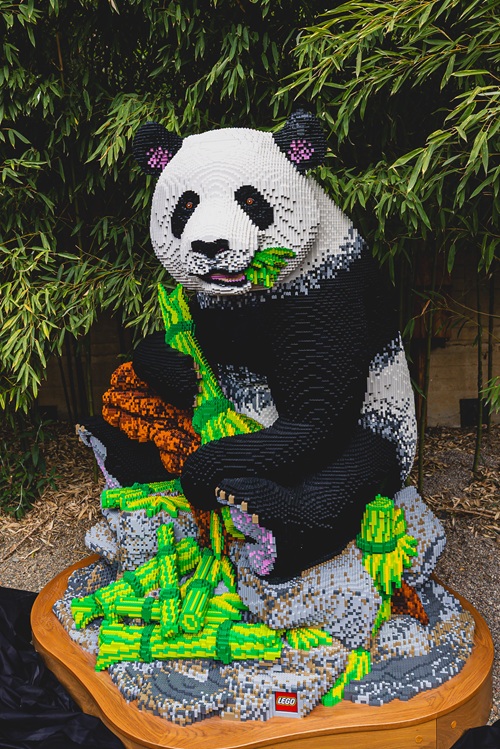 LEGO Panda v zoo Praha3